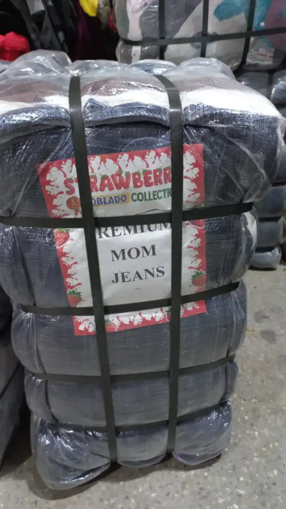 [FRESA] 2043 Premium Mom Jeans